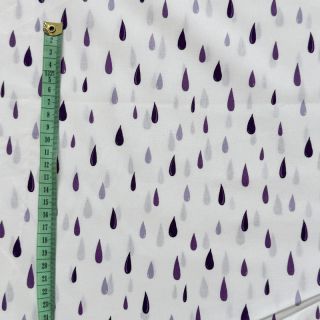 Cotton fabric Raindrops Snoozy violet