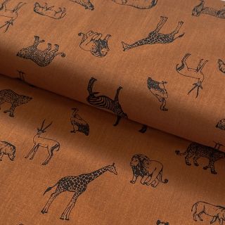 Cotton fabric Wildlife Snoozy brick